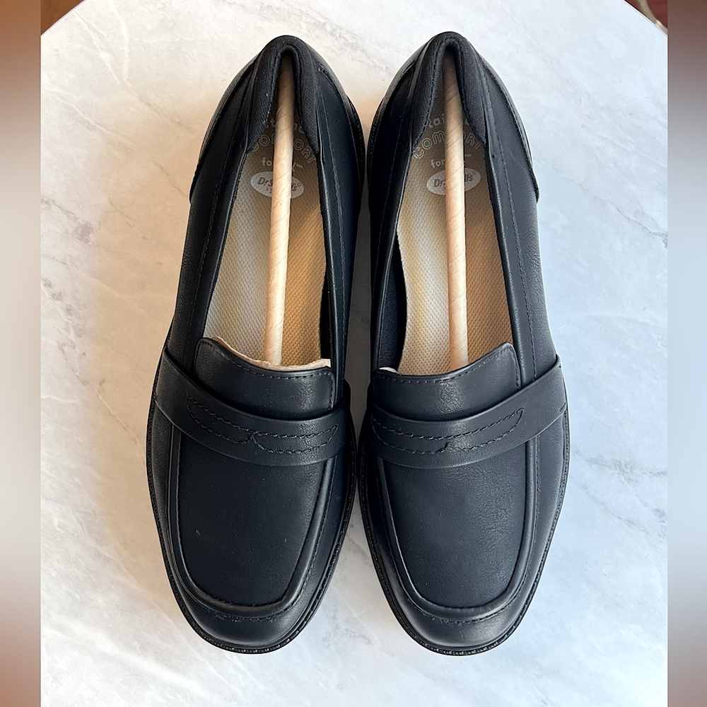 Penny Loafers - Dr. Scholl's brand, Size 7, Black